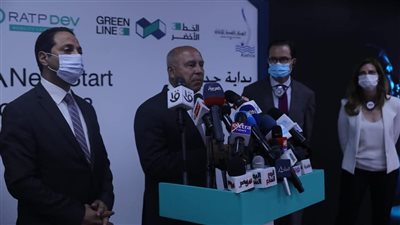 وزير النقل يشهد البدء الرسمي لتشغيل الخط الثالث لمترو الأنفاق