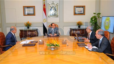 السيسي يوجه بأهمية دعم حملات المنتجات المصرية وزيادة الصادرات 