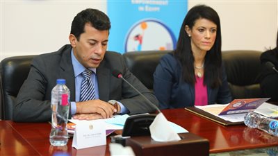 وزيرا التعاون الدولي والشباب يشهدان توقيع اتفاقيتين لدعم المرأة