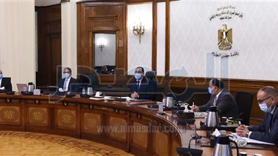 رئيس الوزراء يناقش سبل جذب سياحة اليخوت