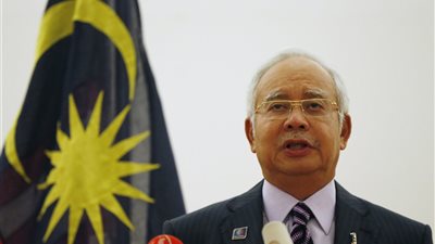 رئيس وزراء ماليزيا يخضع لاستجواب بشأن ودائع بملايين الدولارات