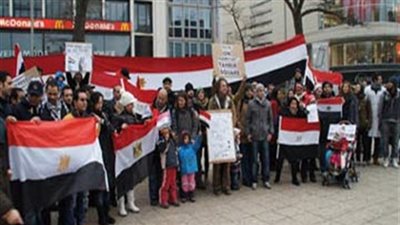 المصريون بالخارج يدلون بأصواتهم في انتخابات البرلمان بالدوائر المؤجلة