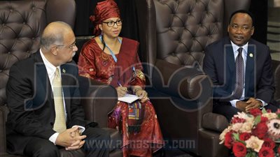 شريف إسماعيل يلتقى رئيس النيجر في جوهانسبرج