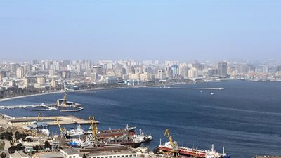 مقتل 32 عاملًا في منصة نفطية ببحر قزوين