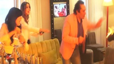 شاهد: تصرف علي الحجار بعد اشتعال النيران في 