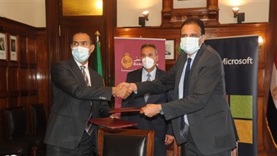 بنك مصر يوقع مذكرة تفاهم مع مايكروسوفت لإطلاق برنامج الابتكار التشاركي