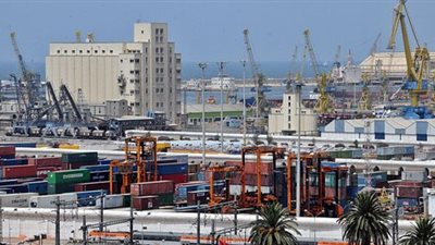 باحثون مغاربة: منافسة شرسة بين دول إفريقيا لاستغلال ثرواتها