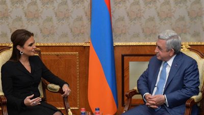 وزيرة الاستثمار تبحث مع رئيس أرمينيا تعميق العلاقات الاستثمارية بين البلدين