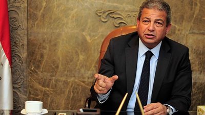 مطار القاهرة يستقبل وزير الرياضة قادمًا من الكويت