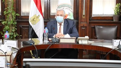وزير الزراعة يطلق منظومة كارت الفلاح فى الإسكندرية والسويس والنوبارية