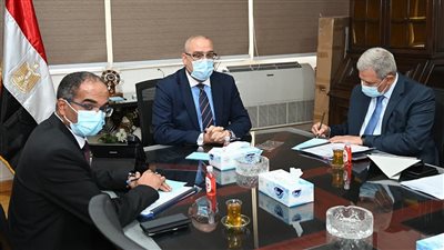 وزيرا الإسكان والمالية يبحثان سبل فض التشابكات المالية والمديونيات