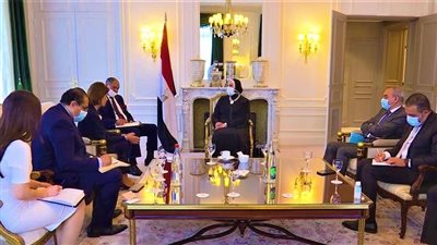 وزيرة التجارة تبحث سبل تعزيز إستثمارات الشركات الفرنسية في مصر