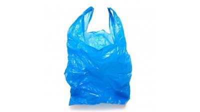 انخفاض نسبة استخدام الأكياس البلاستيكية في انجلترا بسبب الضرائب