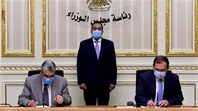 «القابضة للكهرباء» تبيع 20 وحدة توليد كهرباء متنقلة لـ «العامة للبترول»