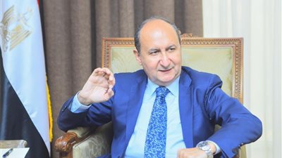 «التجارة» تصدر قرارات بتنظيم استيراد السلع الغذائية والهندسية والكيماوية