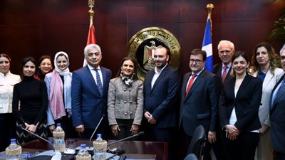 سحر نصر: 150 مليون دولار حجم الاستثمارات اليونانية بمصر