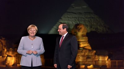 السيسي يوجه التهنئة لـ