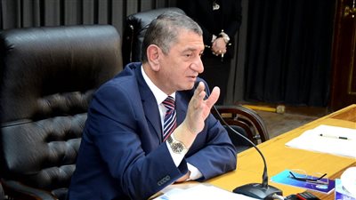 محافظ كفر الشيخ يحذر المتهربين من سداد إيجار المزارع السمكية