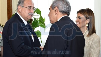 شريف إسماعيل يخصص 4 أراضي في دمياط مجانًا لعدد من الجهات