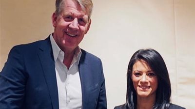 «المشاط» تبحث مع رئيس « TUI» زيادة أعداد السياحة الصينية إلى مصر