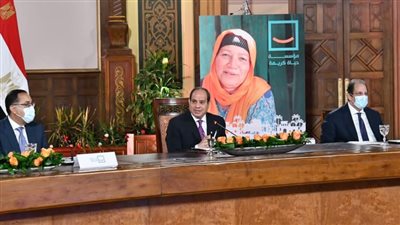 السيسي يستعرض مستهدفات المشروع القومي لتطوير قري الريف المصري