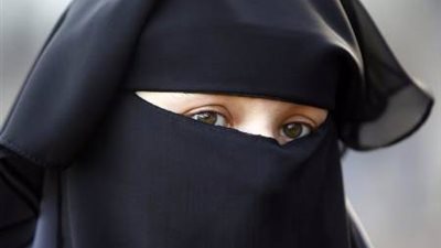 نظر دعوي بطلان قرار جامعة القاهرة بحظر النقاب لأعضاء هيئة التدريس