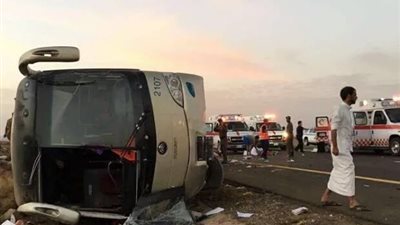 بالأسماء.. وفاة 7 مصريين وإصابة 16 في حادث المعتمرين المقيمين بالرياض