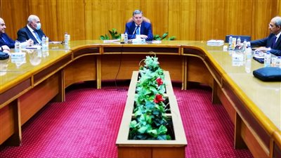 هشام توفيق: إنتهاء خطة تطوير قطاع الغزل والنسيج بالنصف الثاني من 2022