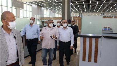 وزير الطيران يتفقد مطار العلمين الدولي