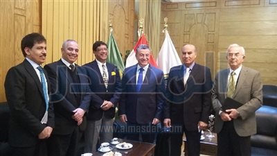 رئيس جامعة بنها يستقبل السفير الهندى لبحث سبل التعاون بين الجانبين