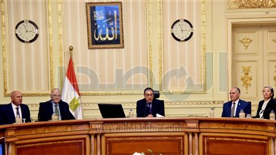 رئيس الوزراء يعقد اجتماعاً لبحث تسريع العمل بمشروع «ممشى أهل مصر»
