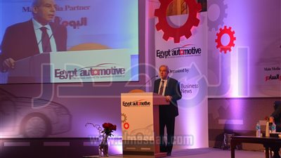 وزير التجارة: سوق السيارات يشهد نموًا بنسبة 15% سنويًا