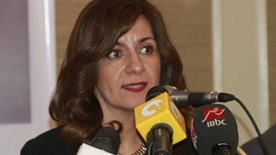 نبيلة مكرم وعلي جمعة يعقدان 3 ندوات عن الهجرة غير الشرعية بالغربية