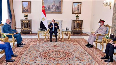السيسي يؤكد حرص مصر على سلامة وأمن واستقرار لبنان