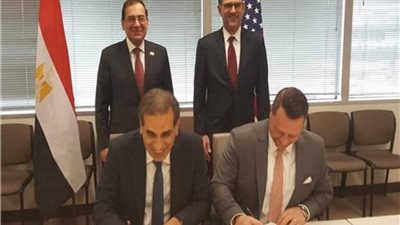 «البترول» توقع مذكرة تفاهم مع «هاليبرتون» الأمريكية لتنمية الكوادر البشرية