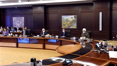 الحكومة تجدد التعاقد مع شركات البطاقات الذكية لمنظومة السلع التموينية