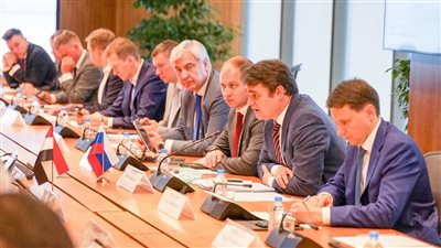 إتفاقية لتوسيع نطاق عمل المنطقة الصناعية الروسية داخل المنطقة الاقتصادية