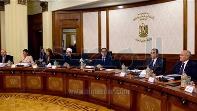 «الوزراء» يناقش تطورات السكة الحديد واستعدادات شهر رمضان 