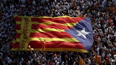 الأسهم الإسبانية تتخلف عن ركب الأسواق الأوروبية بسبب كتالونيا