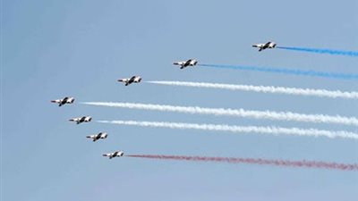 القوات المسلحة تنظم عروضا بحرية وجوية احتفالا بنصر أكتوبر