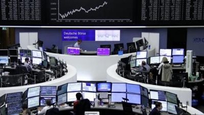 الأسهم الأوروبية تتراجع مع هبوط إيزي جيت والبنوك تحقق أداء أفضل