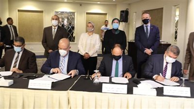 بروتوكول تعاون لتنفيذ وتشغيل نظام خلايا شمسية صغيرة بمطار القاهرة