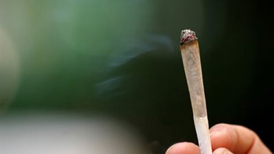 التعاطي المبكر للحشيش يخفض معدل الذكاء ويؤثر على وظائف المخ