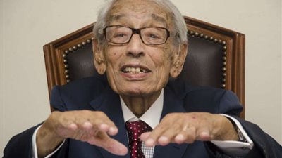 بطرس غالي: العالم بحاجة لتطبيق مبادئ إعلان حقوق الإنسان