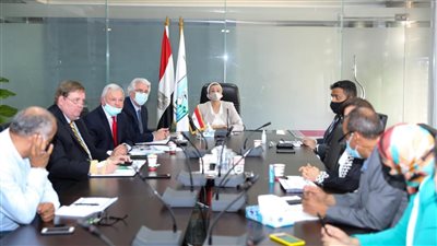 وزيرة البيئة تبحث مع شركة أمريكية تنفيذ مشروع تحويل المخلفات لوقود حيوي