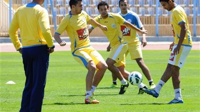 الإسماعيلي يواصل استعداداته لمباراة غزل المحلة 