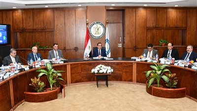 «البترول»: مشروعات توزيع الغاز تساهم في تحويل مصر لمركز تداول الطاقة