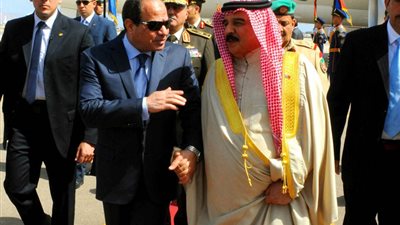 قرار جمهوري بمنح ملك البحرين تملك أراضي بخليج نعمة