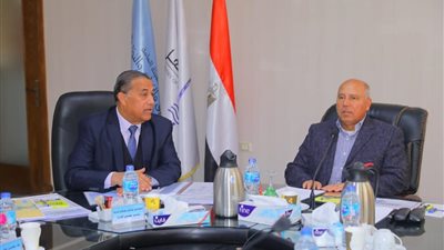 «الوزير»: 36,6 مليار جنيه تكلفة تنفيذ 321 مشروع طرق وكباري 