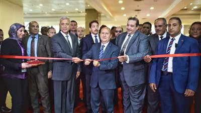 وزير التجارة يفتتح الدورة 52 لمعرض القاهرة الدولي